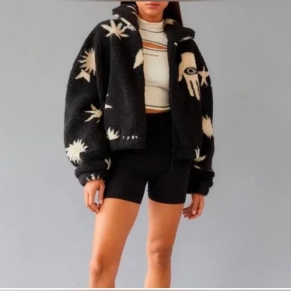 URBAN OUTFITTERS🪬 Olivia Printed Sherpa Jacket - Picture 3 of 10